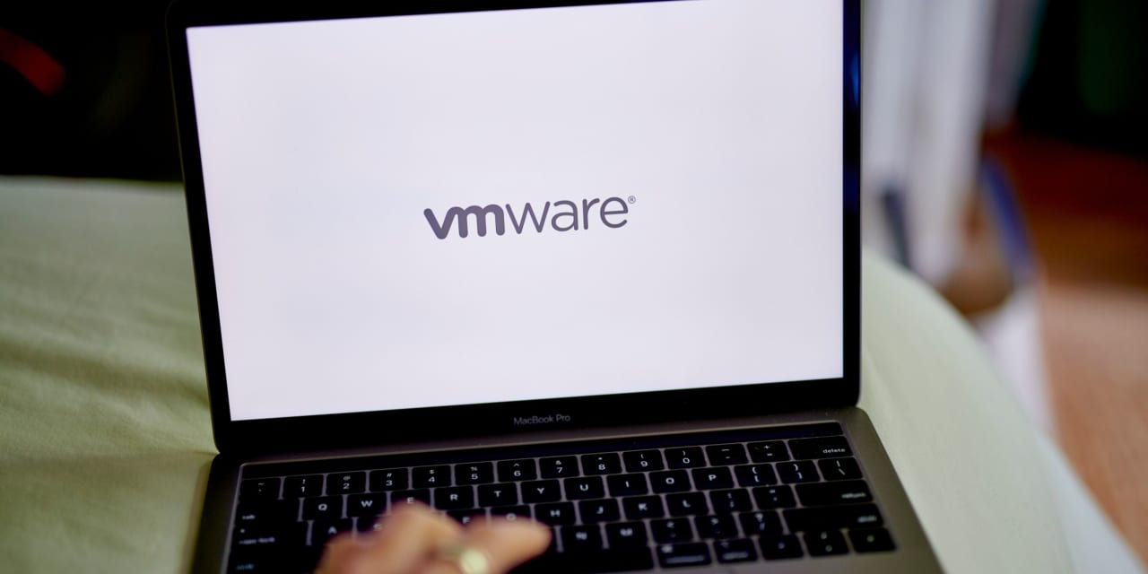 1050% VMware Price Hike: AT&T Details Extreme Cost Increase From Broadcom Deal 1050% VMware Price Hike: AT&T Details Extreme Cost Increase From Broadcom Deal