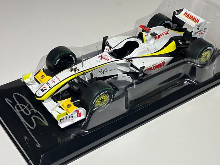 2009 Brawn GP: Jenson Button And The Championship-Winning Car