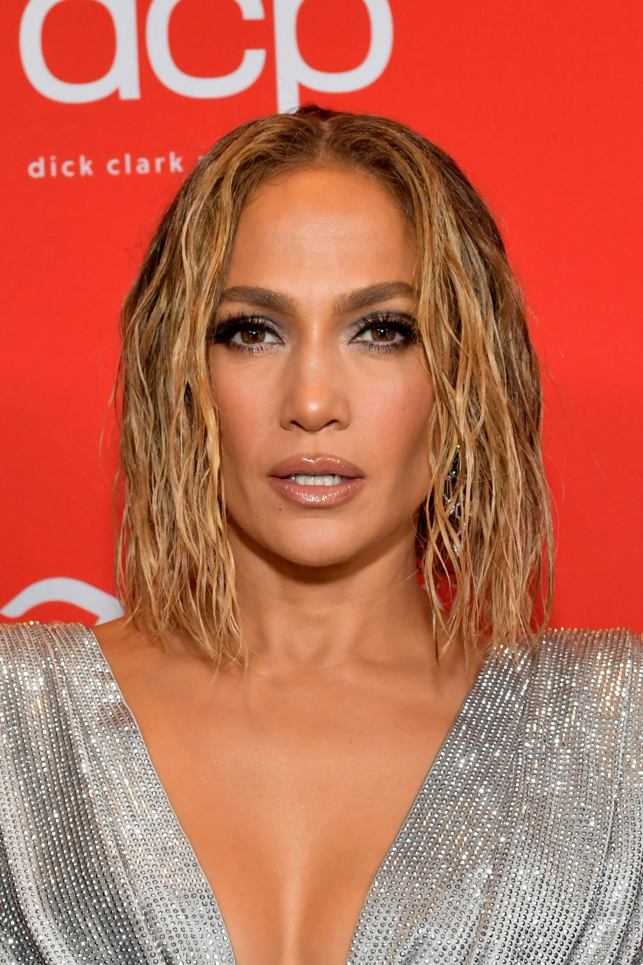 2025 American Music Awards: Jennifer Lopez's Hosting Gig Announced 2025 American Music Awards: Jennifer Lopez's Hosting Gig Announced