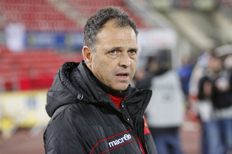 25 Años De Joaquín Caparrós Con El Sevilla FC: Un Repaso A Sus Presentaciones 25 Años De Joaquín Caparrós Con El Sevilla FC: Un Repaso A Sus Presentaciones