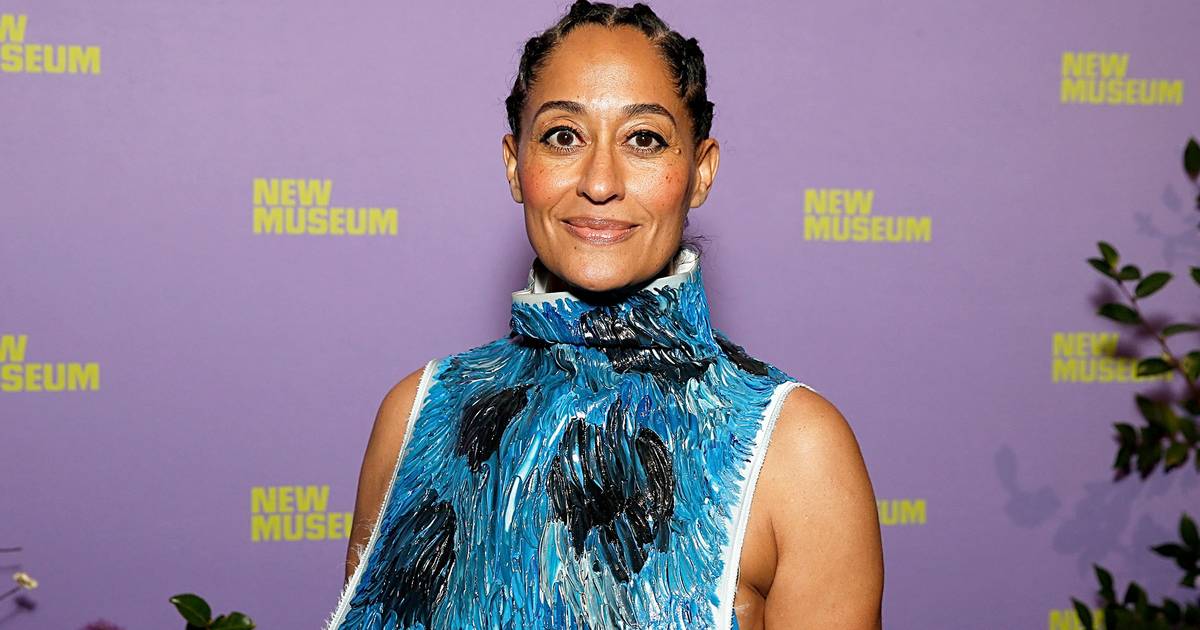 30 Years Later: Tracee Ellis Ross Returns To The Runway For Marni 30 Years Later: Tracee Ellis Ross Returns To The Runway For Marni