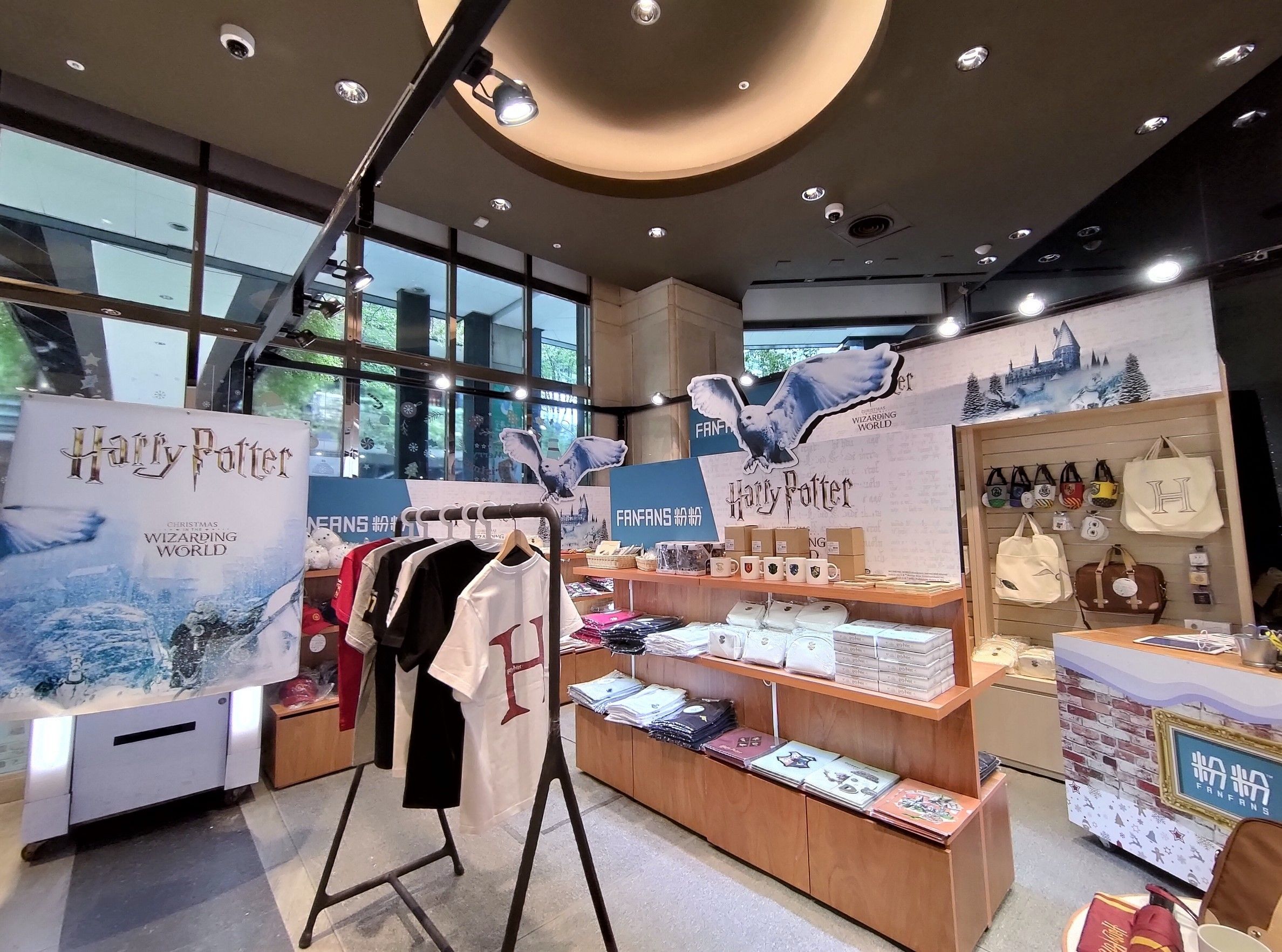 哈利波特快閃店-統一夢時代:6/9前把握機會,300款周邊等你收藏! 哈利波特快閃店-統一夢時代:6/9前把握機會,300款周邊等你收藏!