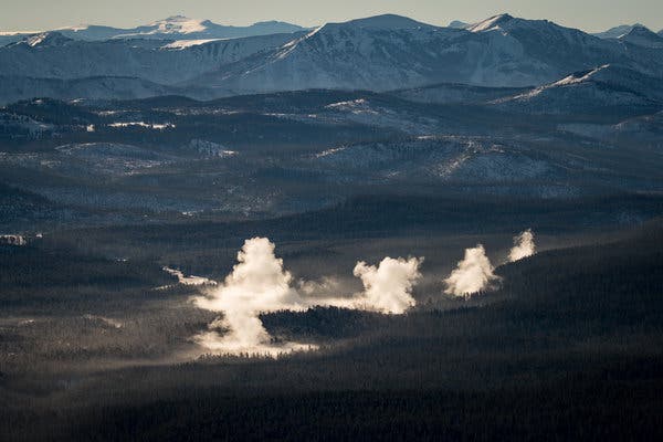 7 Killed In Yellowstone Area Truck-Van Collision: Police Report 7 Killed In Yellowstone Area Truck-Van Collision: Police Report