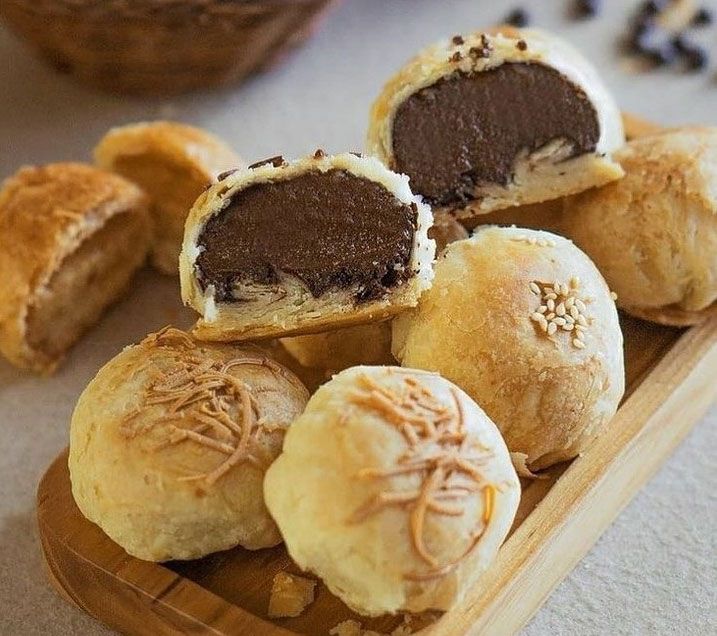 8 Pilihan Oleh-Oleh Kuliner Unik & Lezat Dari Bali (Bukan Pie Susu!) 8 Pilihan Oleh-Oleh Kuliner Unik & Lezat Dari Bali (Bukan Pie Susu!)