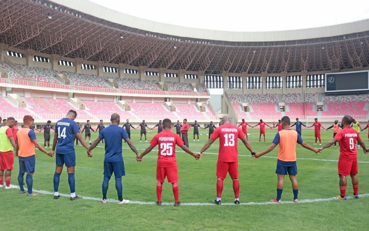 Ajak Dukungan Untuk Persipura: Kakanwil Papua Himbau Masyarakat Ajak Dukungan Untuk Persipura: Kakanwil Papua Himbau Masyarakat