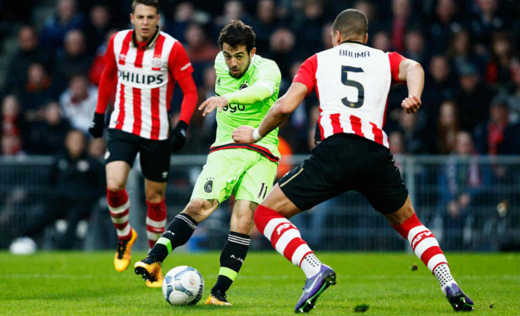 Ajax Extends Lead, Feyenoord And PSV Vie For Second Place Ajax Extends Lead, Feyenoord And PSV Vie For Second Place