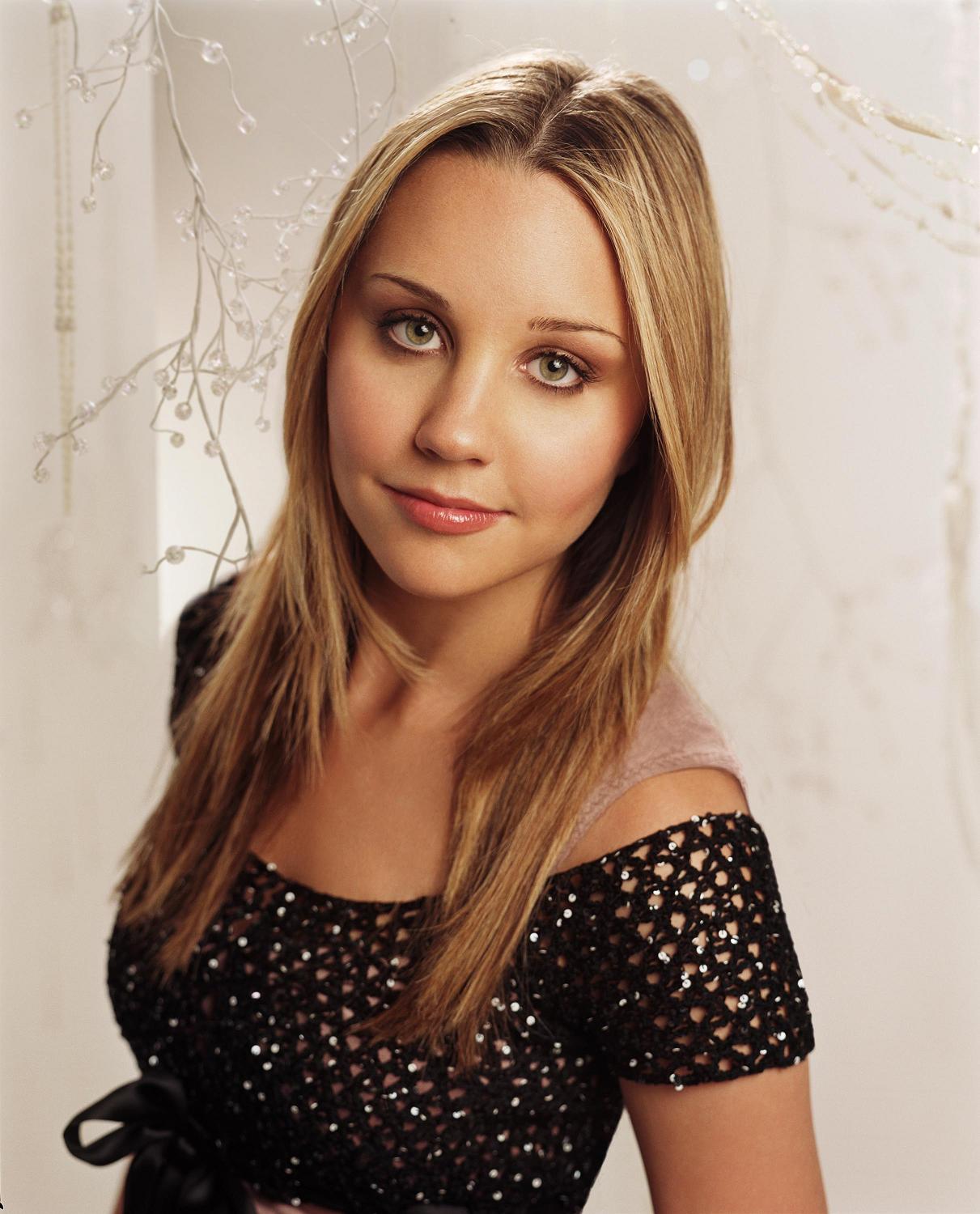 Amanda Bynes' High School Years: A Classmate's Account Amanda Bynes' High School Years: A Classmate's Account