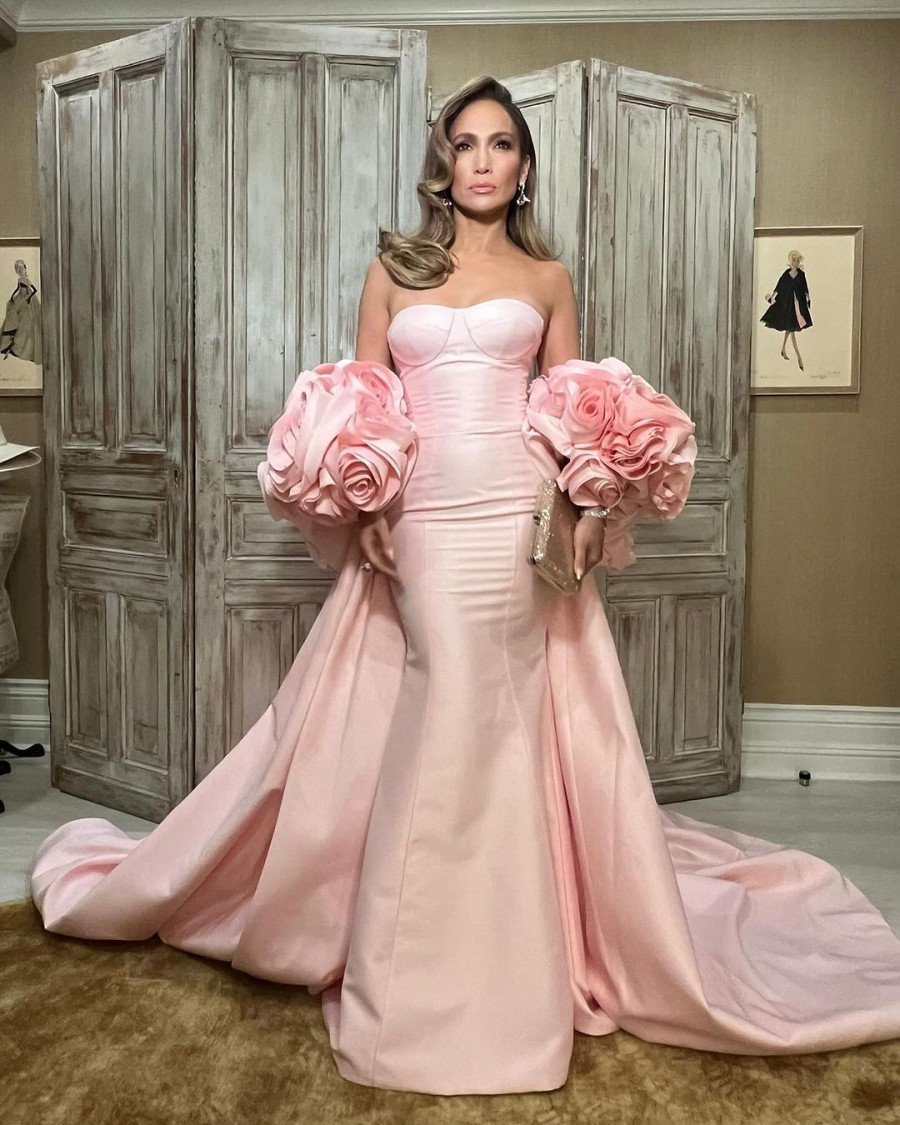 American Music Awards 2024: Jennifer Lopez To Take The Stage As Host
