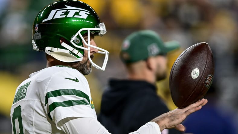 Analysis: Aaron Rodgers' Visit To The Steelers' Training Facility Analysis: Aaron Rodgers' Visit To The Steelers' Training Facility