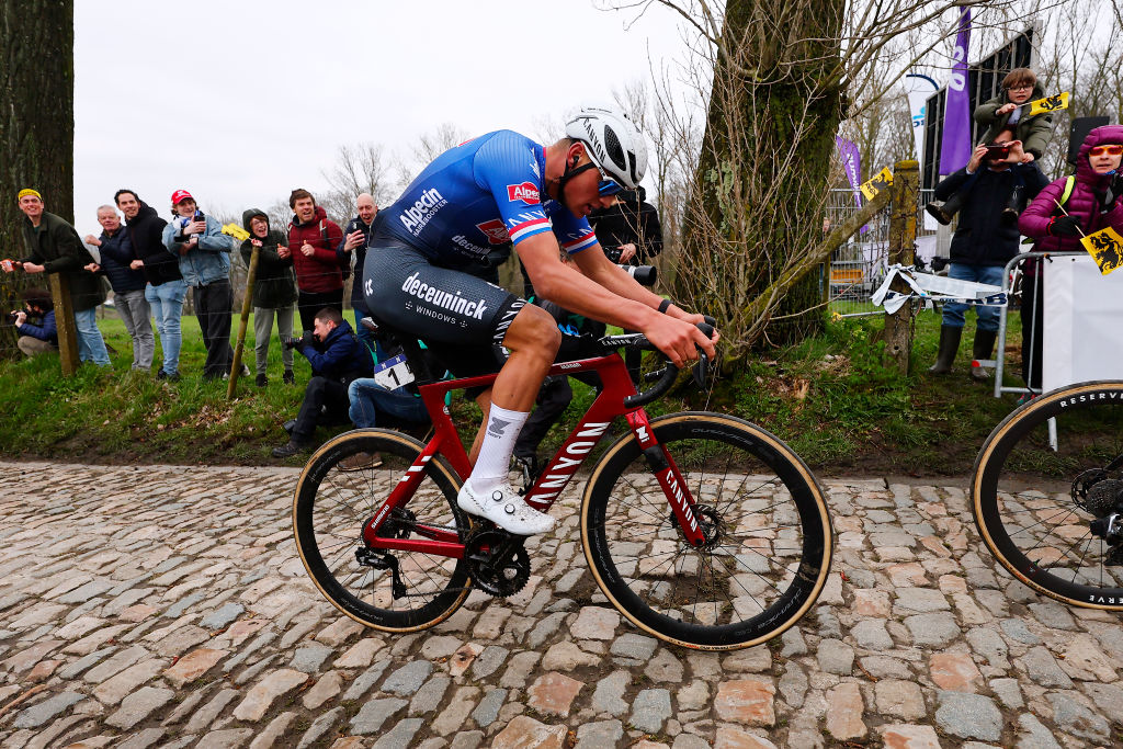 Analyzing Tadej Pogačar's Tour Of Flanders Performance Via Strava