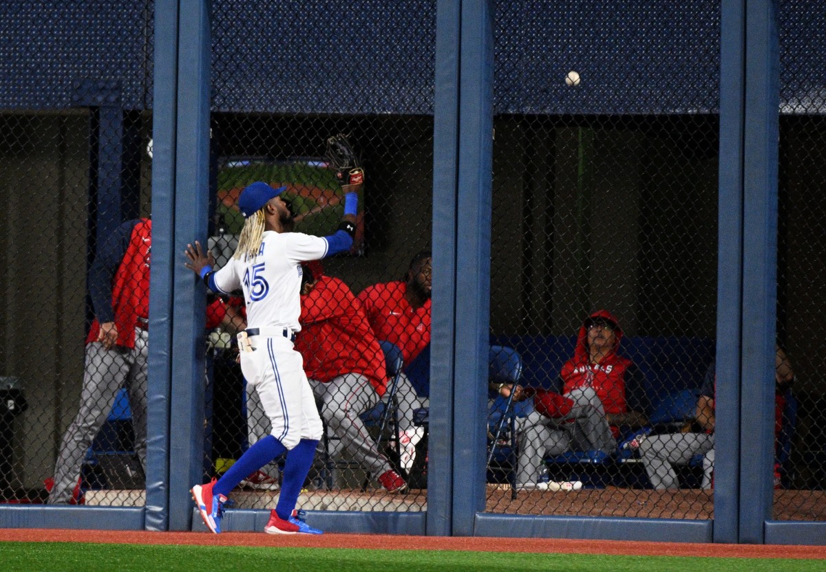 Angels Explode For Six In Eighth, Defeat Blue Jays Angels Explode For Six In Eighth, Defeat Blue Jays