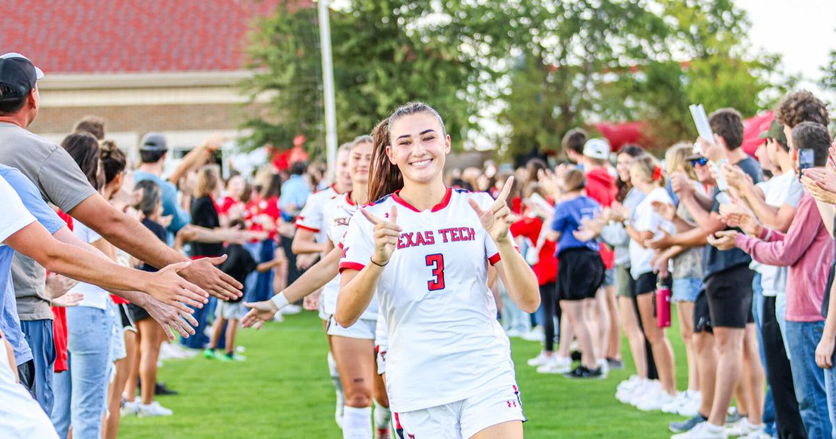Arizona's Love Leads To Big 12 Semifinal Win Against Texas Tech Arizona's Love Leads To Big 12 Semifinal Win Against Texas Tech