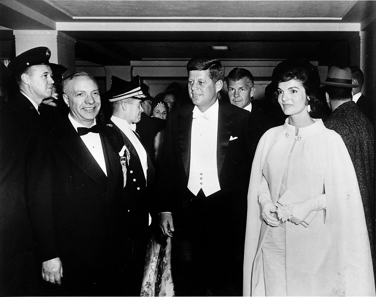 Asasinarea Lui Robert Kennedy: Documente Desecretizate - O Analiză Asasinarea Lui Robert Kennedy: Documente Desecretizate - O Analiză