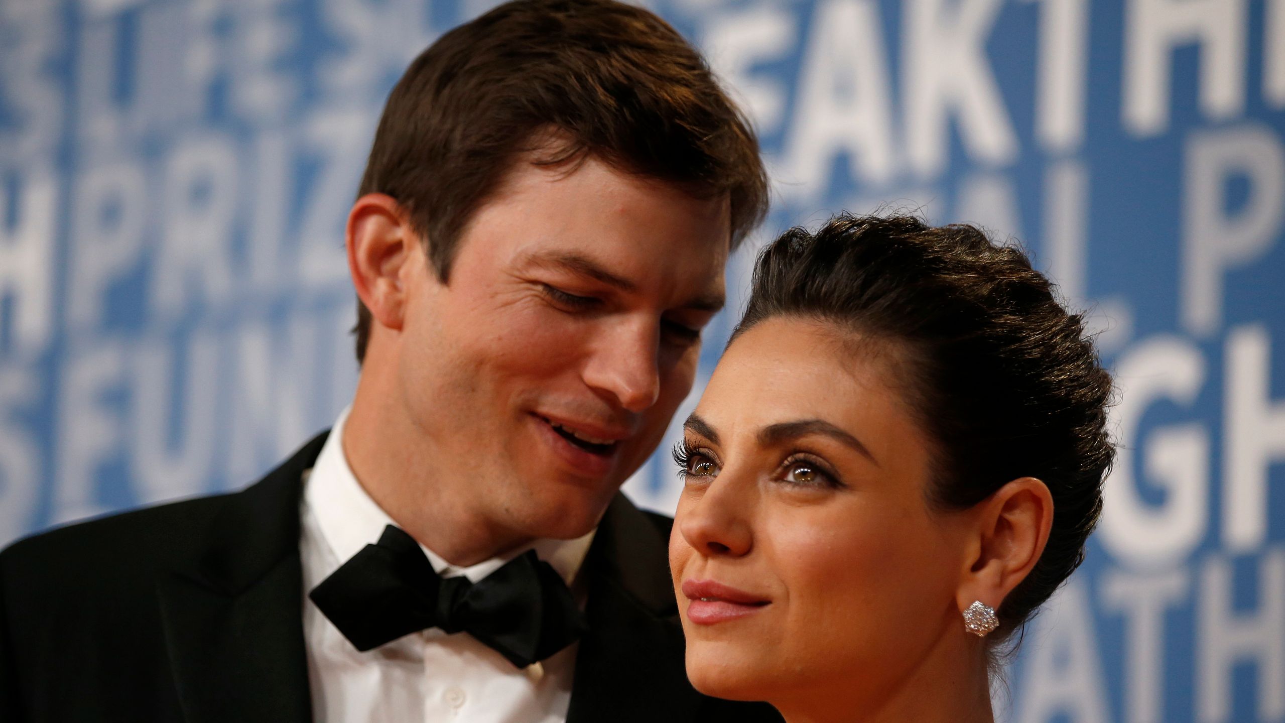Ashton Kutcher And Mila Kunis: Recent Outing In Beverly Hills Ashton Kutcher And Mila Kunis: Recent Outing In Beverly Hills
