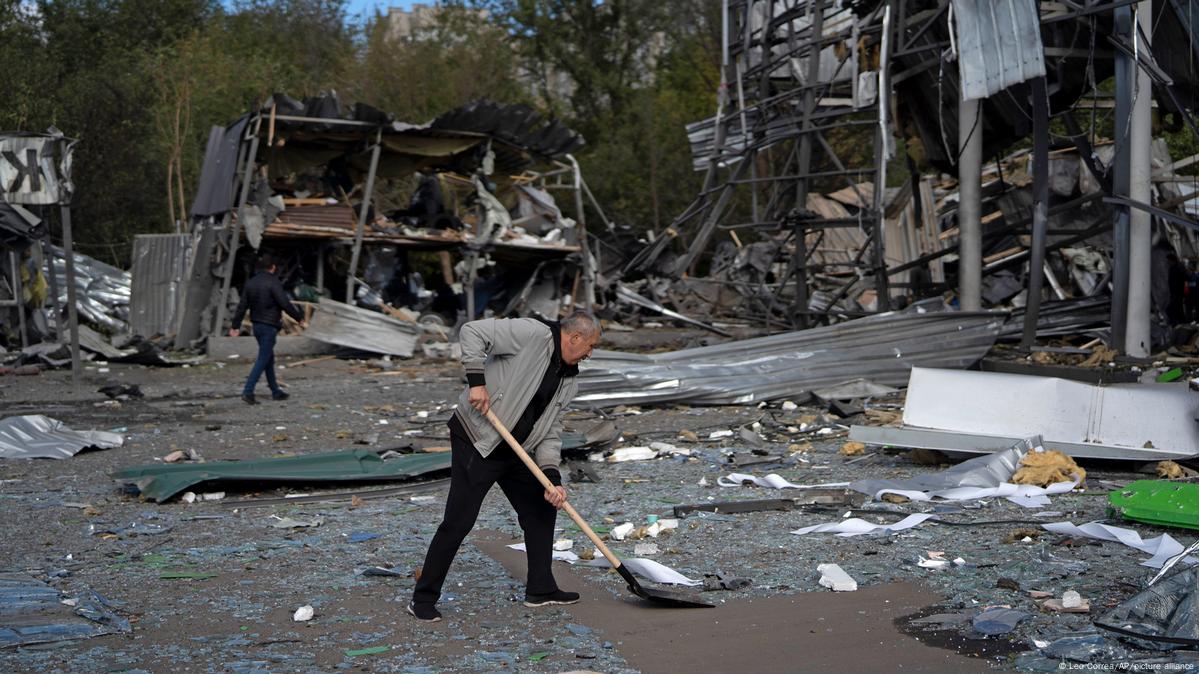 Атака России На Украину: Последствия Массированного Обстрела Более Чем 200 Ракетами И Дронами Атака России На Украину: Последствия Массированного Обстрела Более Чем 200 Ракетами И Дронами