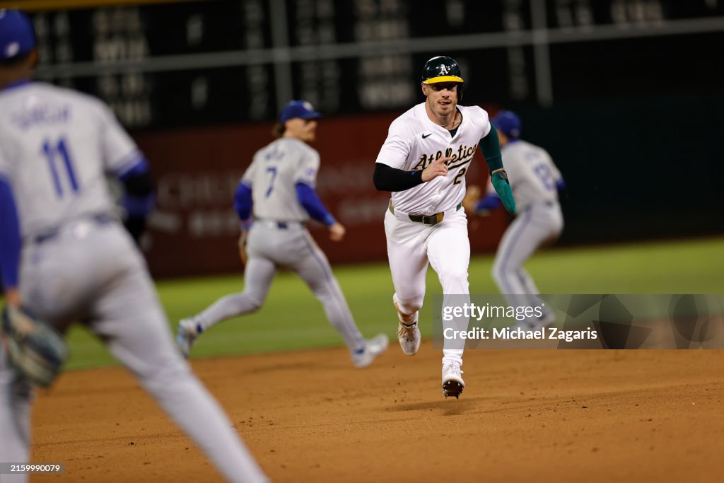 Athletics Defeat Mariners: Rooker And Muncy's Home Runs Lead The Way Athletics Defeat Mariners: Rooker And Muncy's Home Runs Lead The Way