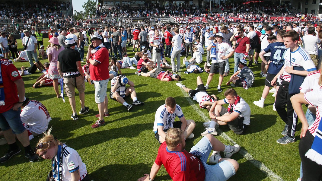Aufstieg In Sicht? Der HSV Zwischen Hafengeburtstag Und Roland Kaiser Konzert Aufstieg In Sicht? Der HSV Zwischen Hafengeburtstag Und Roland Kaiser Konzert
