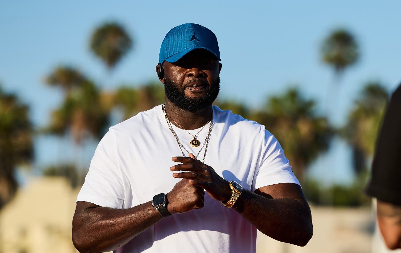 Bakole Vs. Ajagba: Heavyweight Showdown Joins Canelo Alvarez's May 3rd Card Bakole Vs. Ajagba: Heavyweight Showdown Joins Canelo Alvarez's May 3rd Card