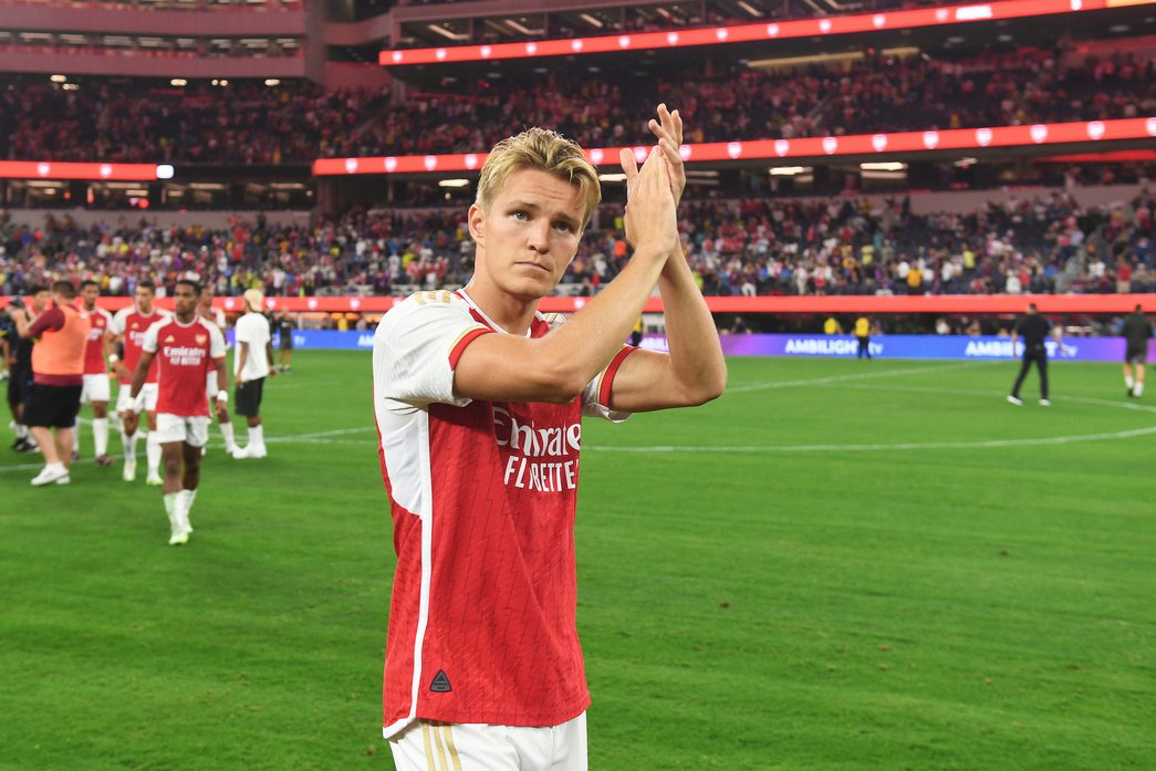 Barcelona And Arsenal Vie For Angelo Stiller's Signature Barcelona And Arsenal Vie For Angelo Stiller's Signature