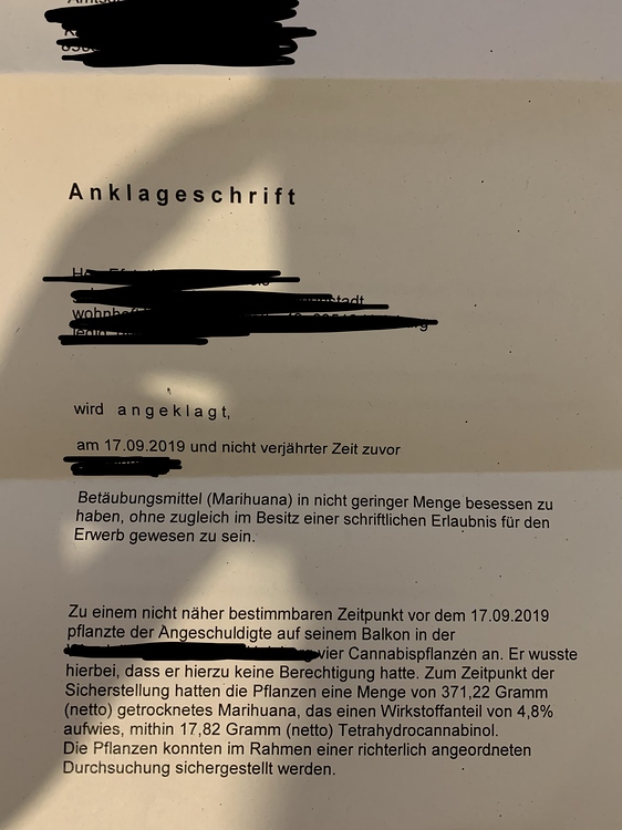Bayern: Frau Wegen Marihuana-Verkaufs In Automatenkiosk Angeklagt