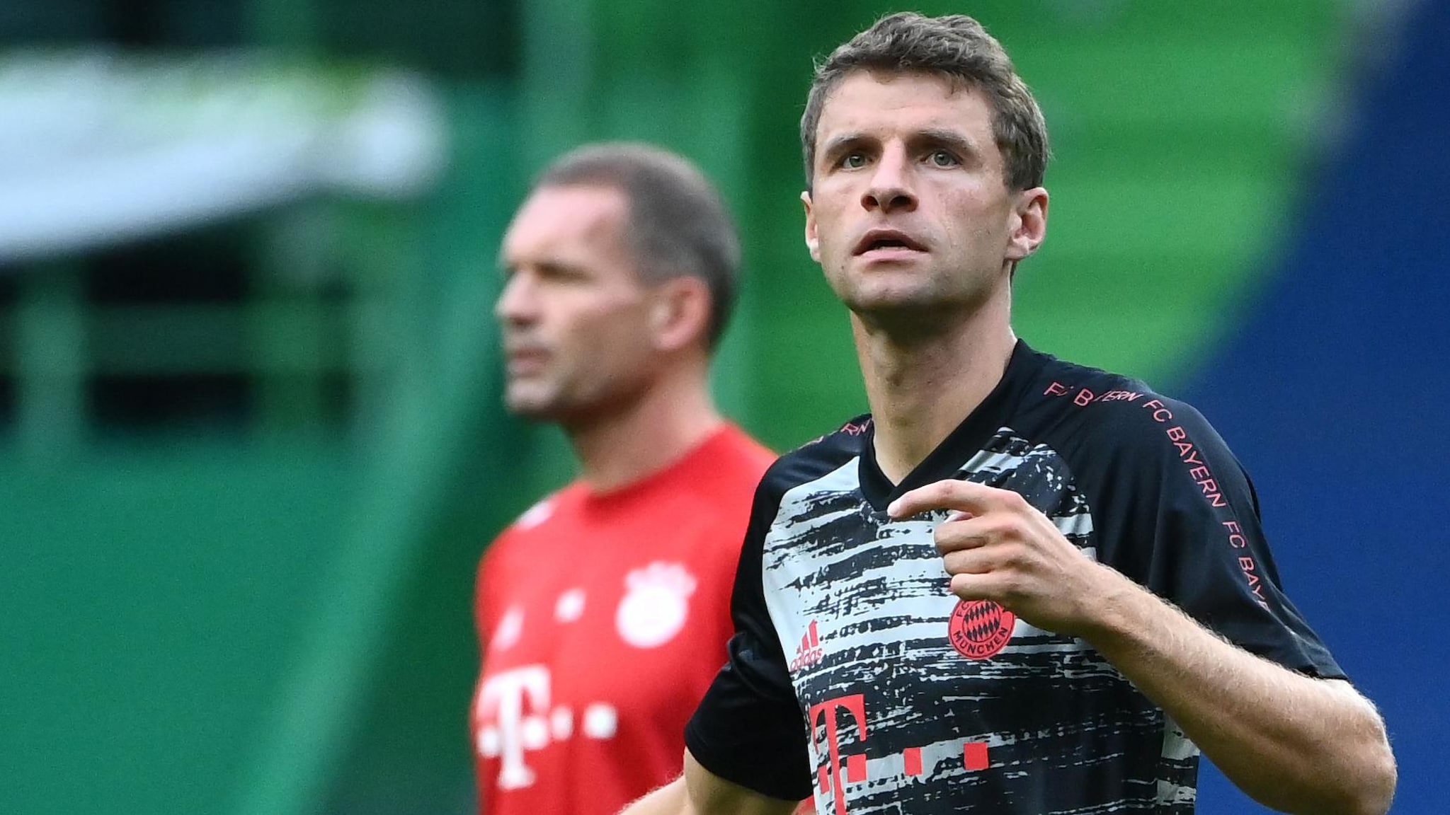 Bayern Secures Championship In Muller's Final Home Game Bayern Secures Championship In Muller's Final Home Game