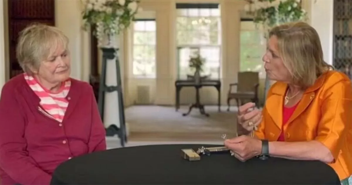 BBC Antiques Roadshow Leads To US Couple's Arrest In The UK BBC Antiques Roadshow Leads To US Couple's Arrest In The UK