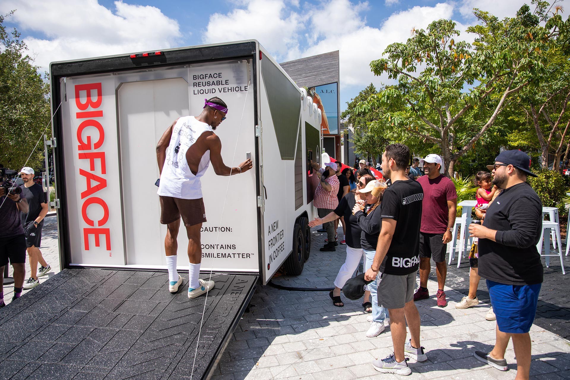 BIGFACE: Jimmy Butler Offers Special Deal To Warriors Staff BIGFACE: Jimmy Butler Offers Special Deal To Warriors Staff