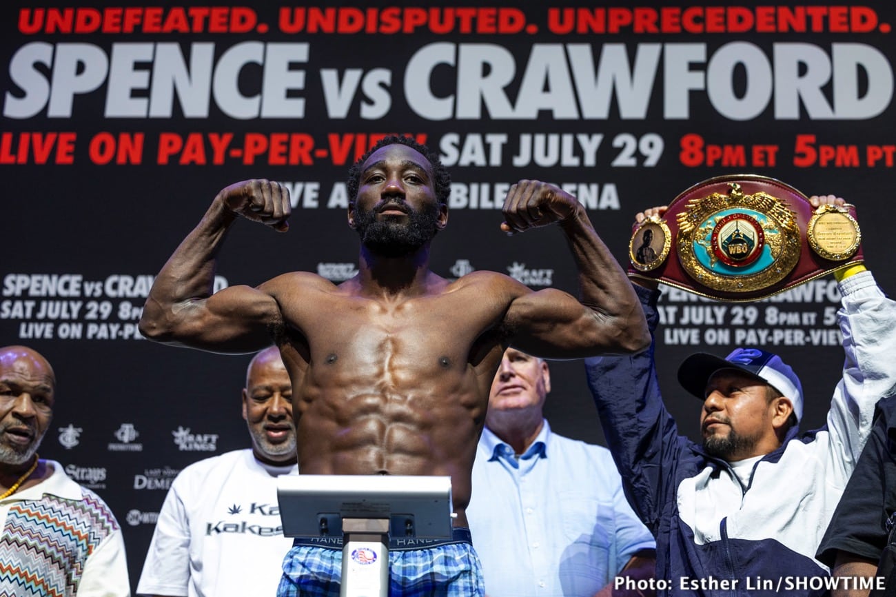 Boxing Prediction: Ortiz Jr. Favors Canelo Alvarez Over Terence Crawford Due To Size Boxing Prediction: Ortiz Jr. Favors Canelo Alvarez Over Terence Crawford Due To Size