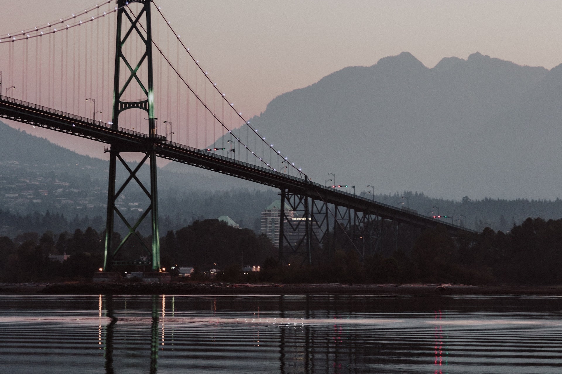 Canadian Mortgage Preferences: The Case Against 10-Year Terms Canadian Mortgage Preferences: The Case Against 10-Year Terms