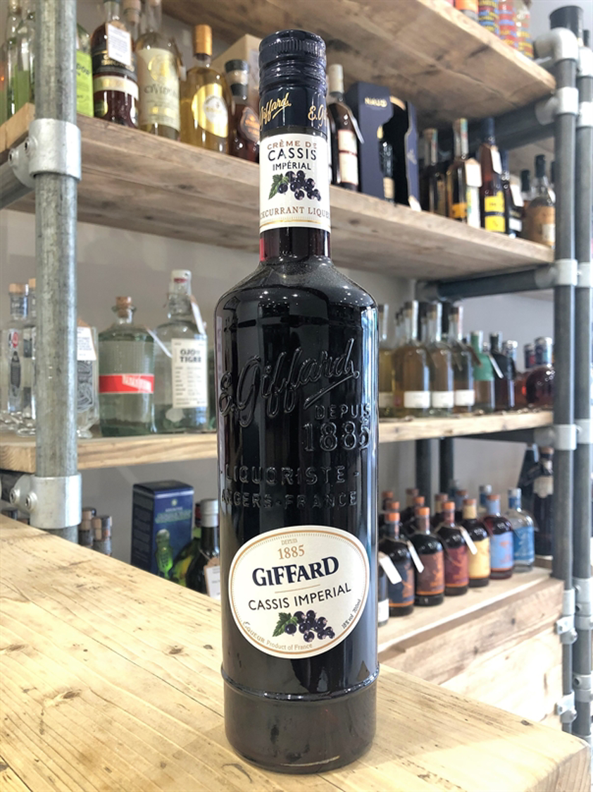Cassis Blackcurrant Liqueur: A Comprehensive Guide Cassis Blackcurrant Liqueur: A Comprehensive Guide