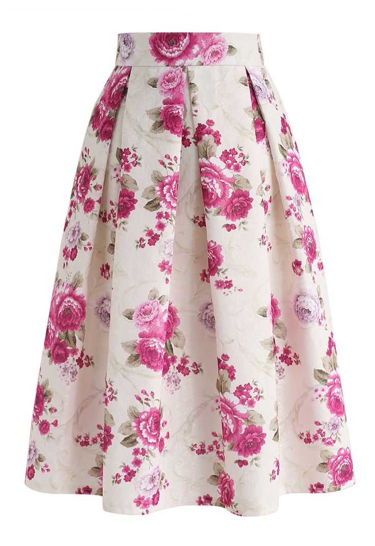 Cat Deeley's Spring Style: The Case For The Cream Pleated Midi Skirt Cat Deeley's Spring Style: The Case For The Cream Pleated Midi Skirt