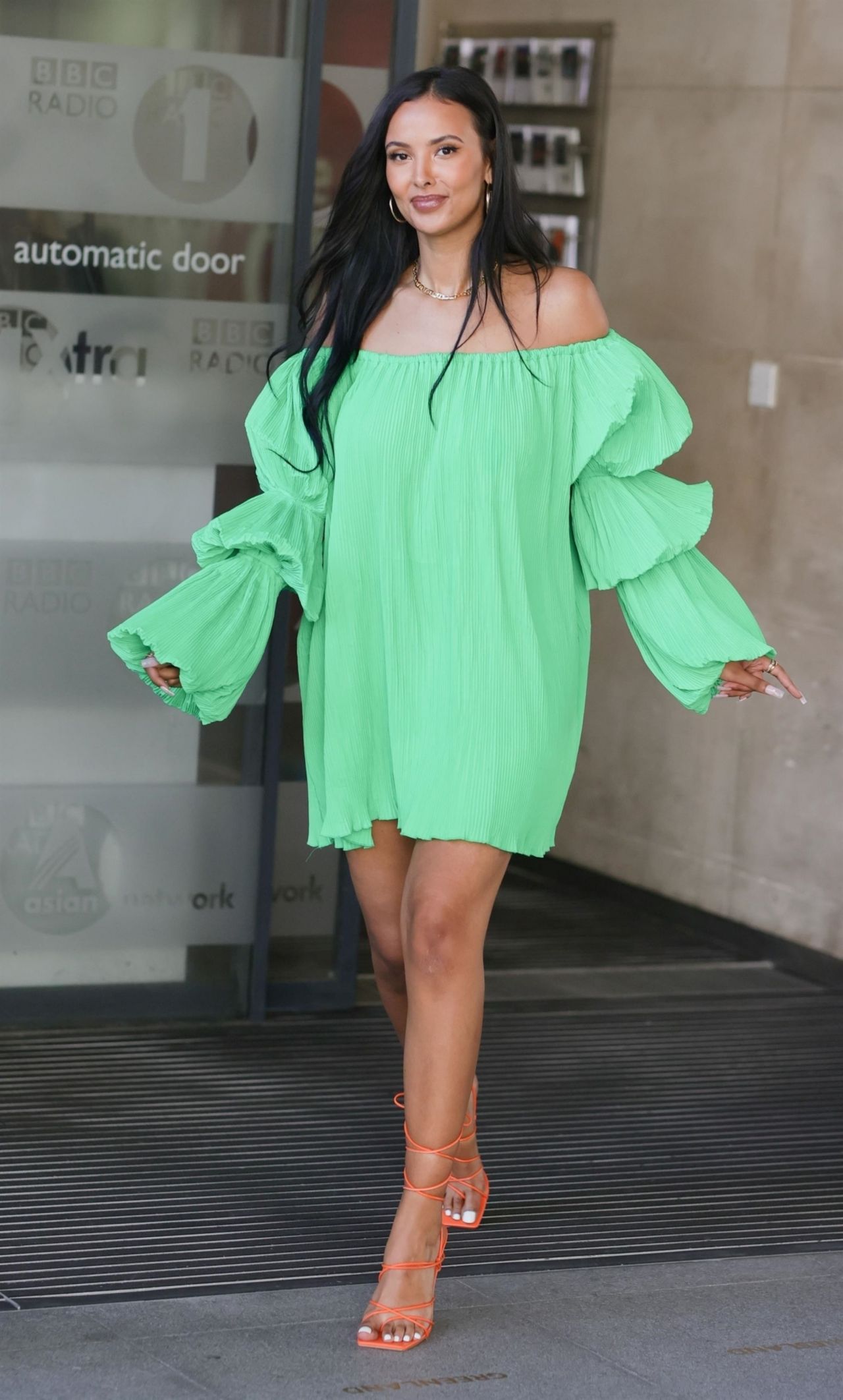 Celebrity Style: Maya Jama's Casual Chic Look At The KSI Baller League Celebrity Style: Maya Jama's Casual Chic Look At The KSI Baller League