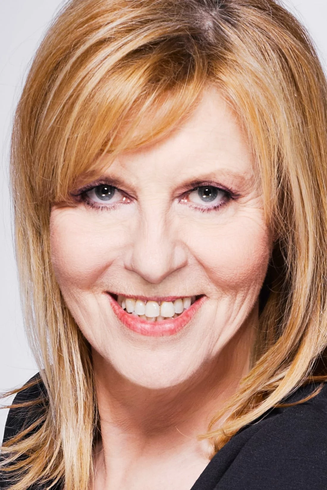 Chantal Ladesou: Biographie Et Carrière D'une Grande Comédienne Chantal Ladesou: Biographie Et Carrière D'une Grande Comédienne