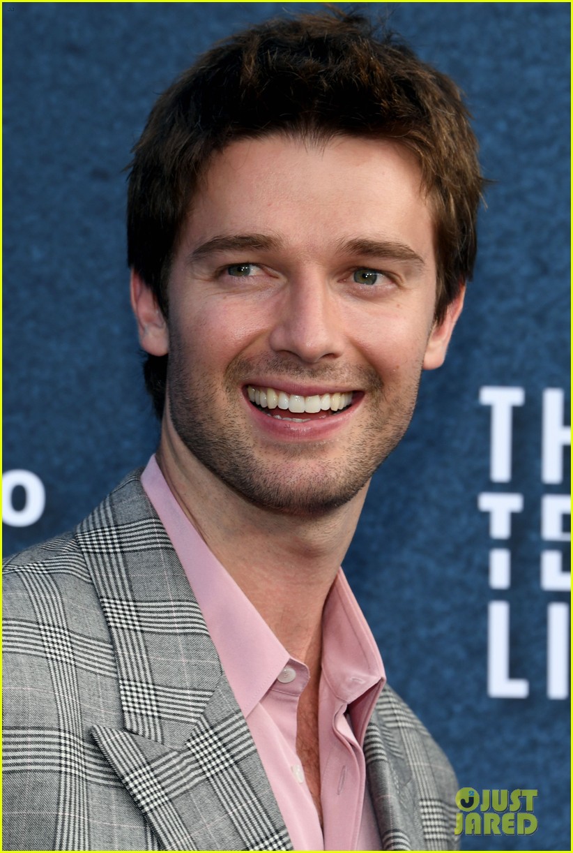 Chris Pratt Praises Patrick Schwarzenegger's Full-Frontal Scene Chris Pratt Praises Patrick Schwarzenegger's Full-Frontal Scene
