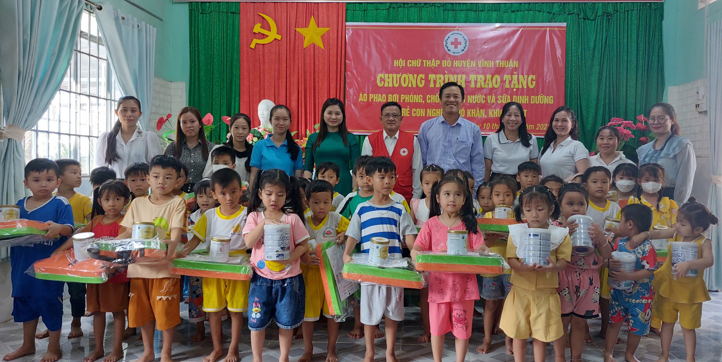 Cộng Đồng Lên Tiếng Sau Vụ Bảo Mẫu Tát Trẻ Em Tại Tiền Giang Cộng Đồng Lên Tiếng Sau Vụ Bảo Mẫu Tát Trẻ Em Tại Tiền Giang