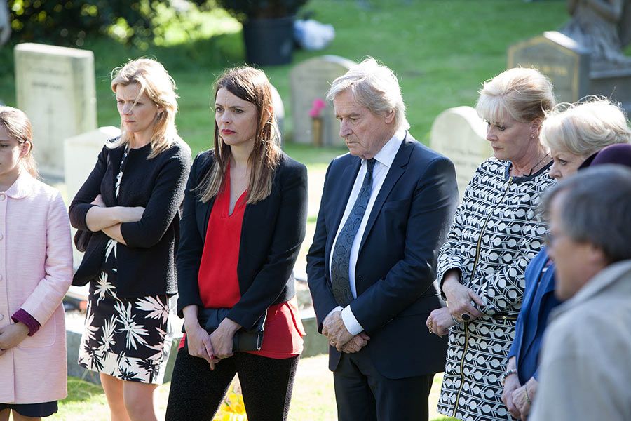 Coronation Street Spoiler: Popular Character's Exit To Begin Shortly Coronation Street Spoiler: Popular Character's Exit To Begin Shortly