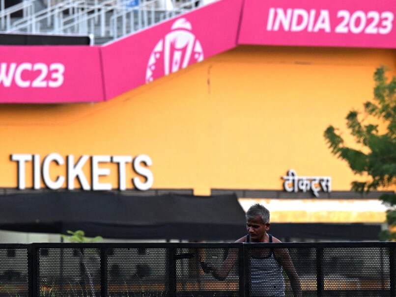 Cricket Match: Goa Defeats J&K Despite Chitra's Century Cricket Match: Goa Defeats J&K Despite Chitra's Century