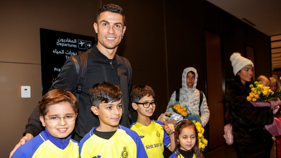 Cristiano Ronaldo'nun Al Nassr Sözleşmesi: Detaylar Ve Son Dakika Gelişmeler Cristiano Ronaldo'nun Al Nassr Sözleşmesi: Detaylar Ve Son Dakika Gelişmeler