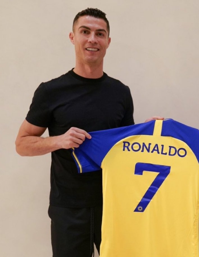 Cristiano Ronaldo'nun Fenerbahçe'ye Transferi: Gerçekleşebilir Mi? Cristiano Ronaldo'nun Fenerbahçe'ye Transferi: Gerçekleşebilir Mi?