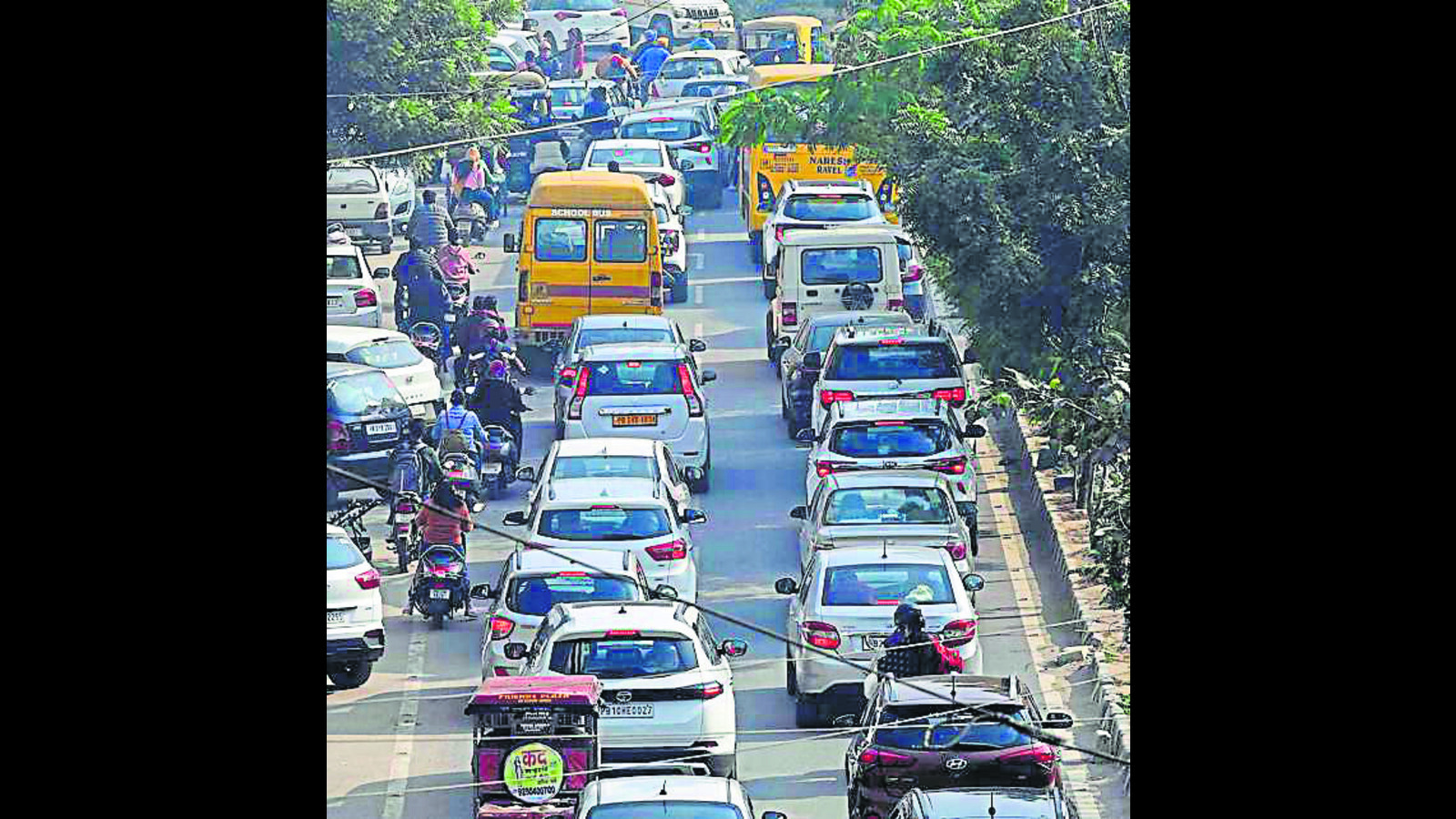 Darjeeling's Slow Traffic: Understanding The Bottlenecks Darjeeling's Slow Traffic: Understanding The Bottlenecks