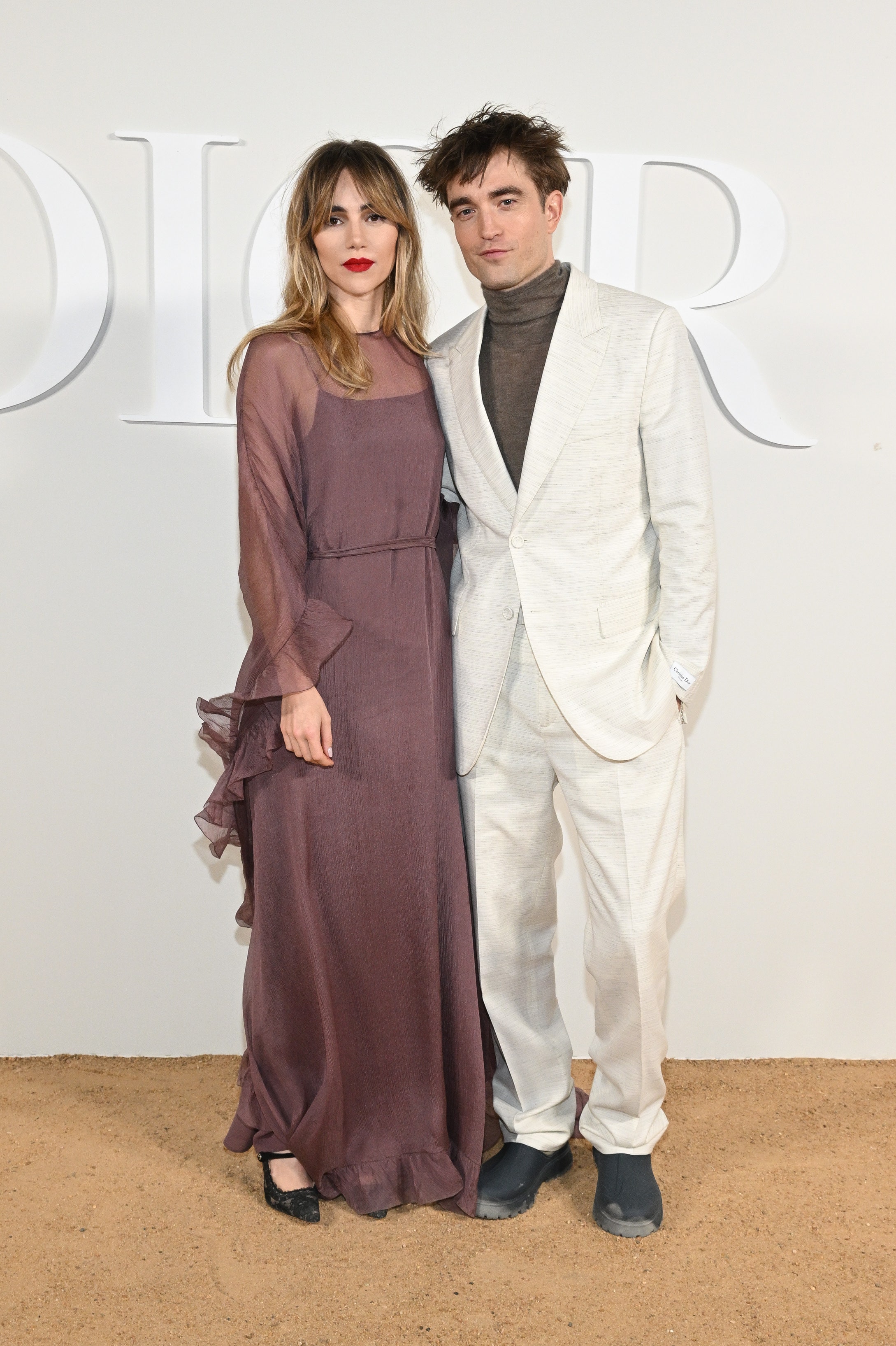 Deconstructing Suki Waterhouse's Deconstructing Suki Waterhouse's