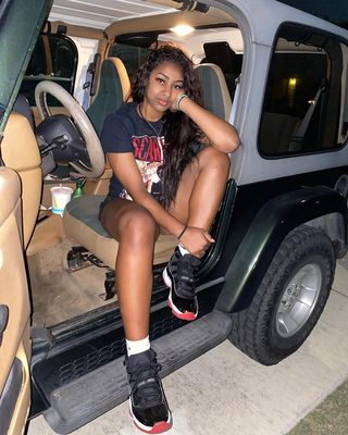 Deja Kelly's Buzzer-Beater: A WNBA Preseason Moment Deja Kelly's Buzzer-Beater: A WNBA Preseason Moment