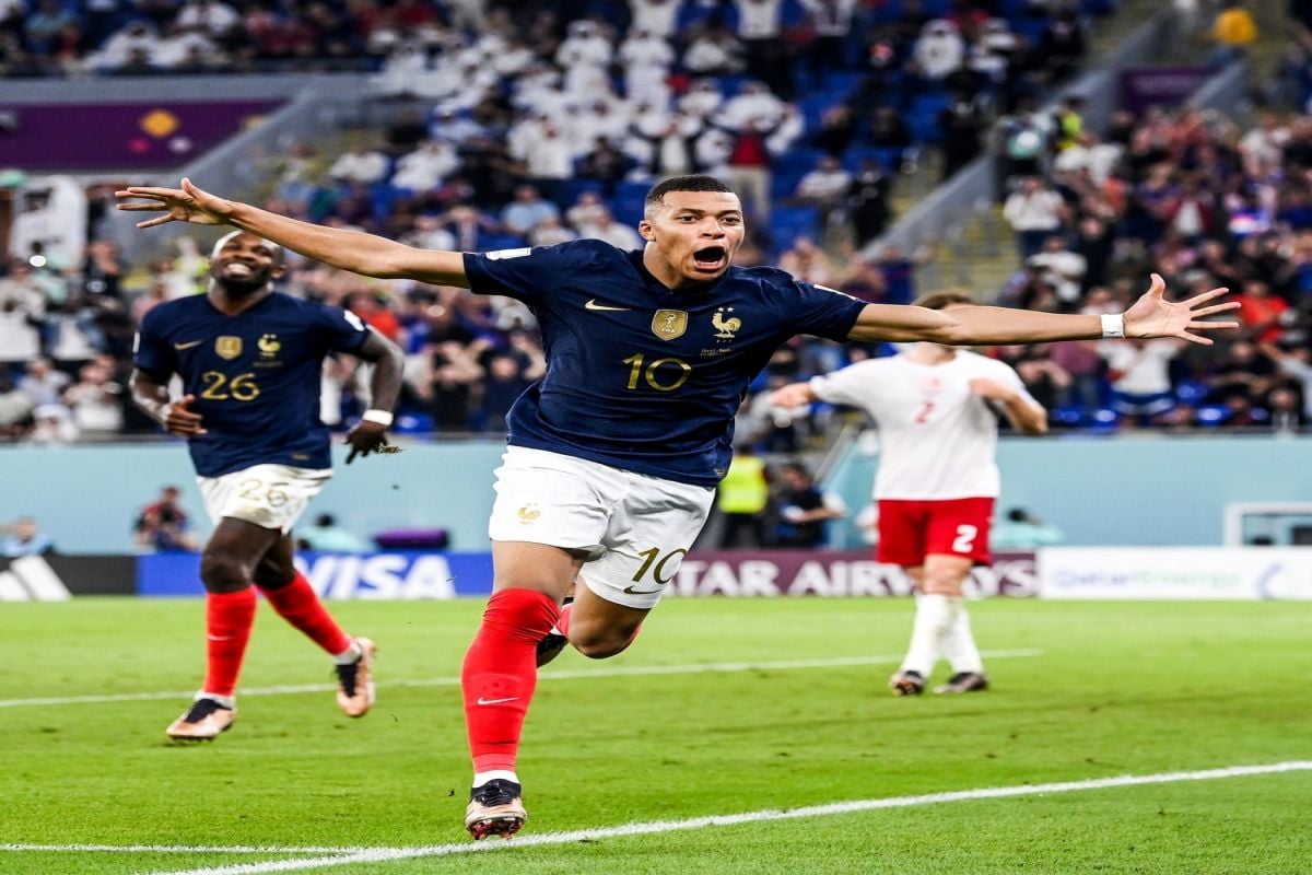 Deschamps Praises Mbappé's Performance And Leadership After France's Croatia Victory Deschamps Praises Mbappé's Performance And Leadership After France's Croatia Victory