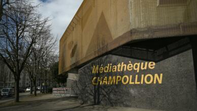 Dijon : Intervention Urgente Suite À Un Début D'incendie À La Médiathèque Champollion Dijon : Intervention Urgente Suite À Un Début D'incendie À La Médiathèque Champollion