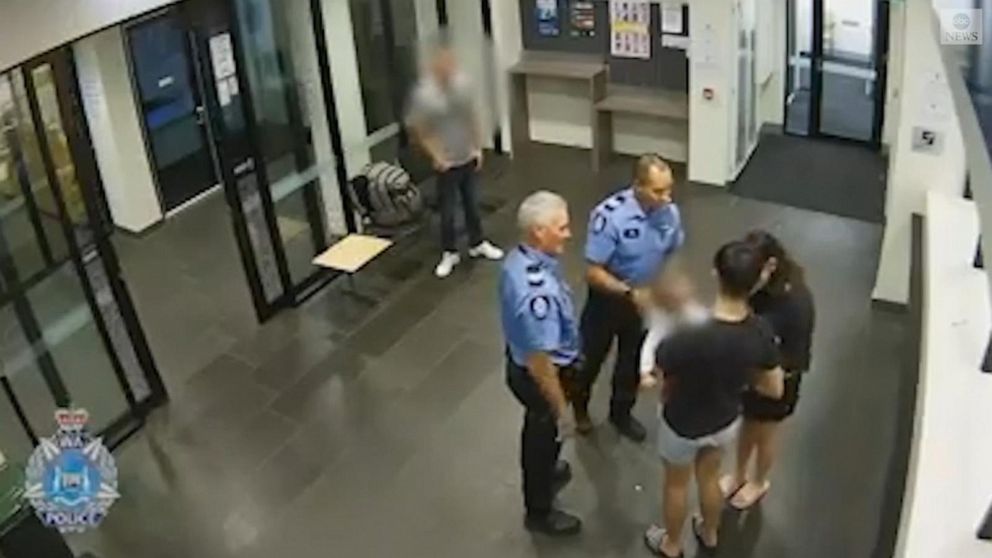 Dramatic Bodycam Footage Shows Police Saving Toddler Choking On Tomato Dramatic Bodycam Footage Shows Police Saving Toddler Choking On Tomato