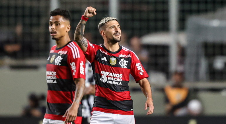 Dupla De Arrascaeta Garante Vitória Do Flamengo Sobre Grêmio Dupla De Arrascaeta Garante Vitória Do Flamengo Sobre Grêmio