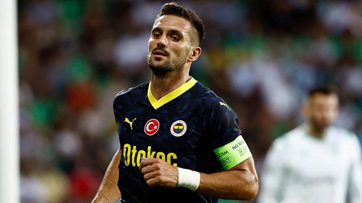 Dušan Tadić: Fenerbahçe Tarihine Geçen Bir Efsane Dušan Tadić: Fenerbahçe Tarihine Geçen Bir Efsane