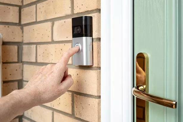 DWP Doubles Home Visits: Thousands Affected By Benefit Changes DWP Doubles Home Visits: Thousands Affected By Benefit Changes
