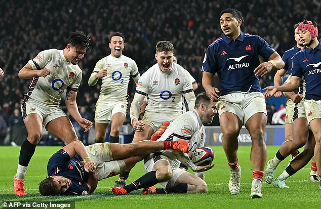 England's Six Nations Triumph: Daly's Last-Minute Try Secures Win Against France England's Six Nations Triumph: Daly's Last-Minute Try Secures Win Against France