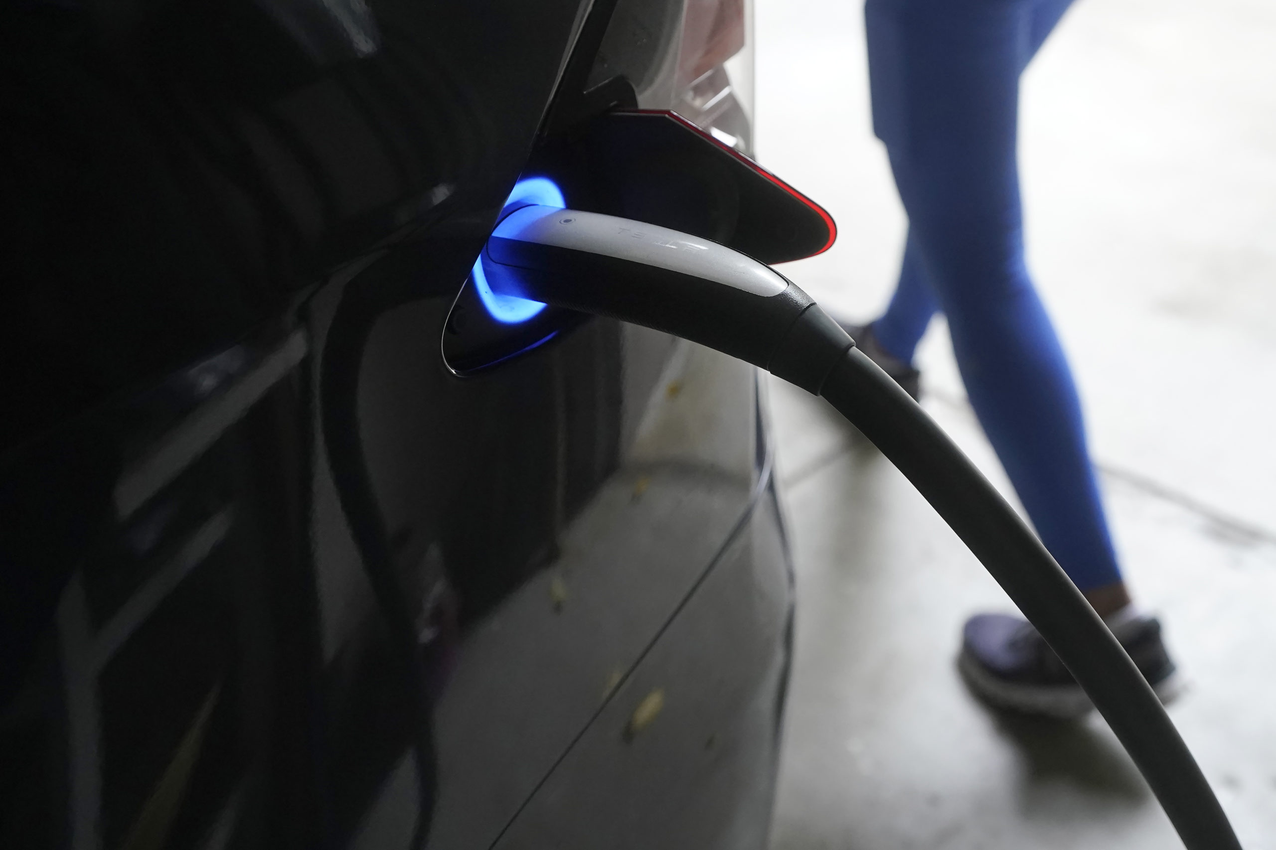 EV Mandates Face Renewed Opposition From Car Dealers EV Mandates Face Renewed Opposition From Car Dealers